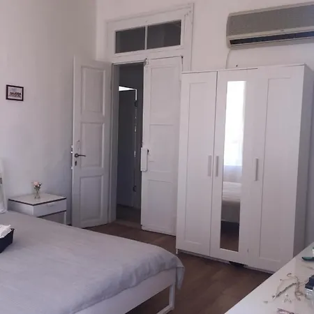 Timsah Butik Bed & Breakfast Ildiri